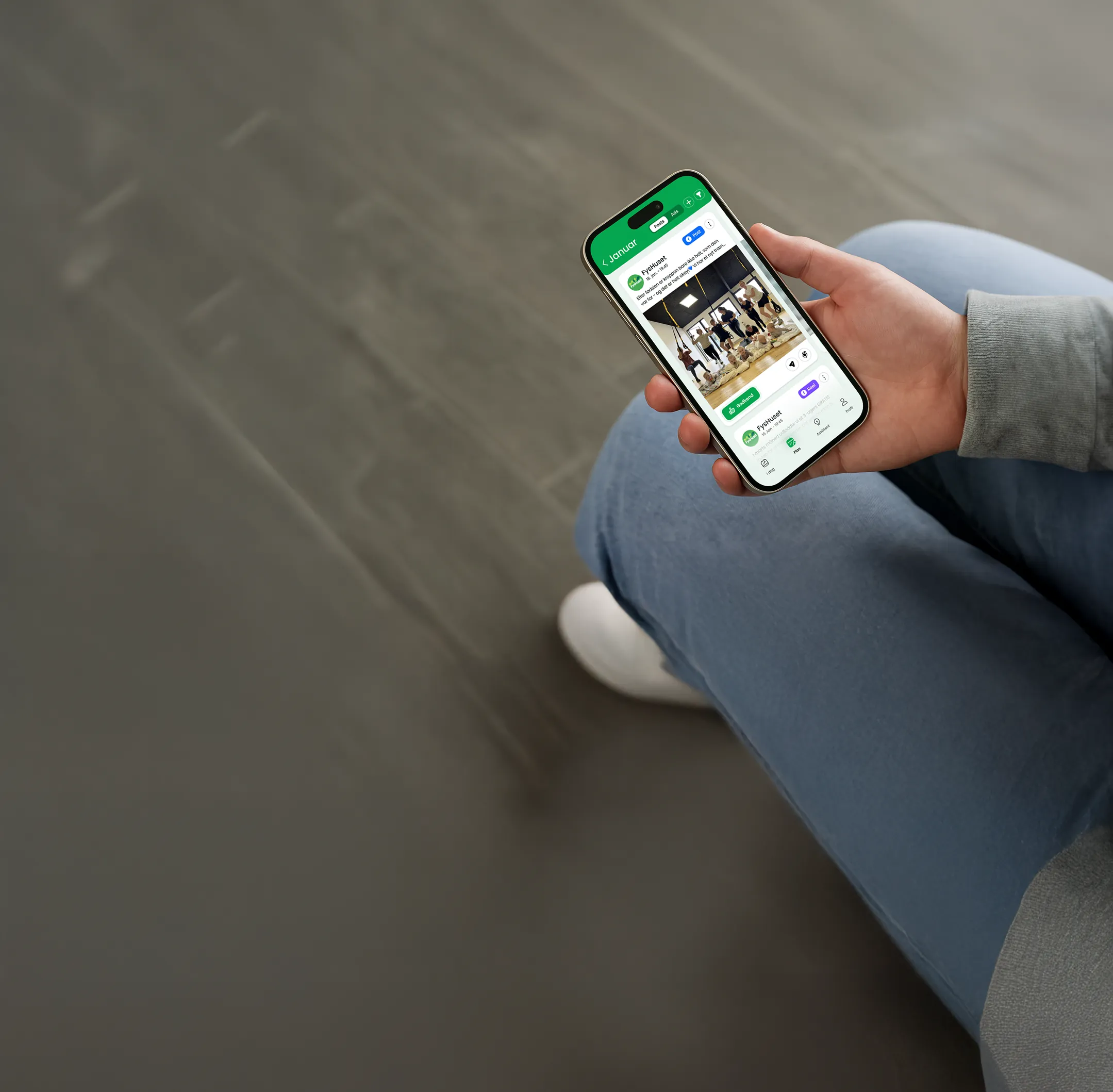2Marketing app in the hands of someone